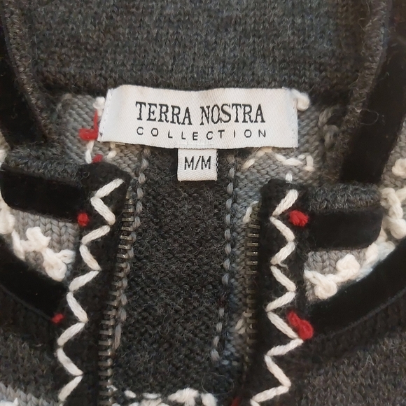 Terra Nostra collection embroidery wool blend cardigan size M - Picture 6 of 7
